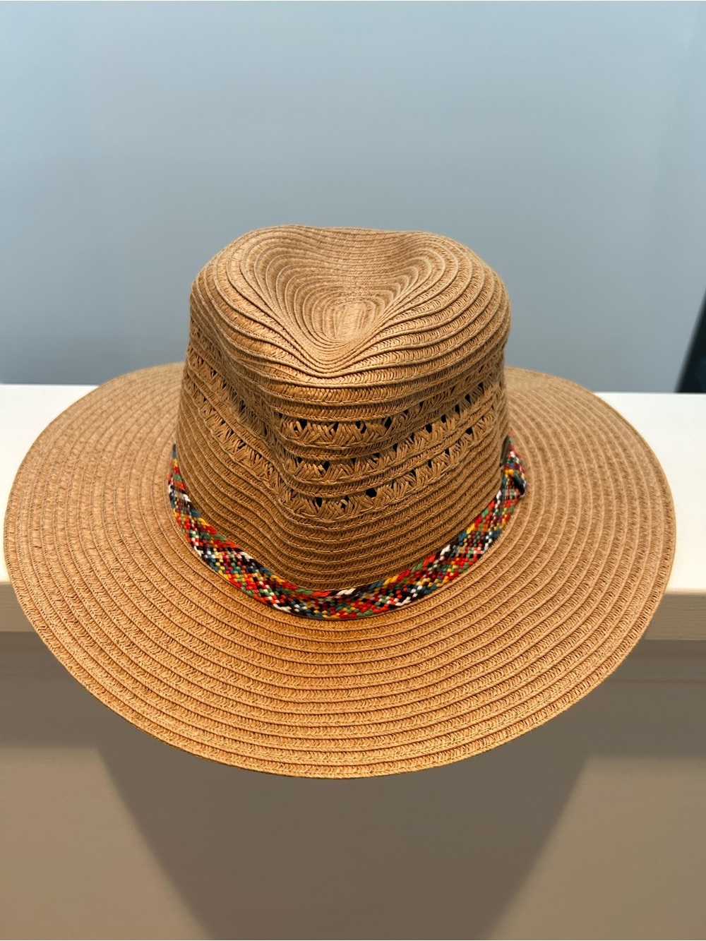 Eddie Bauer, western style Woven Wide-Brim Hat, packable, Multicolor Beaded Band